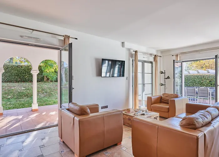 L Oree De Milady 3* Biarritz